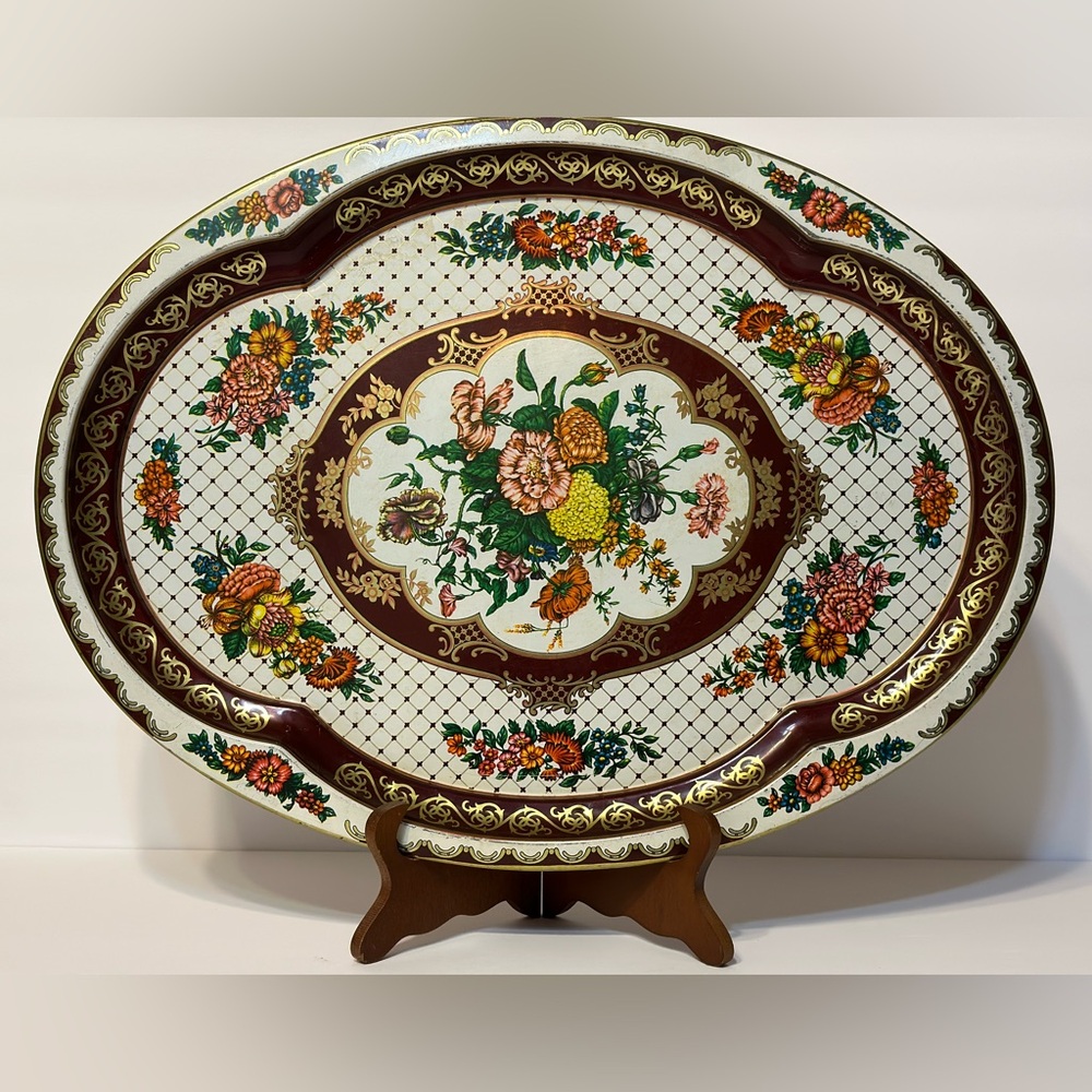 Vintage Daher Decorated Tin Ware